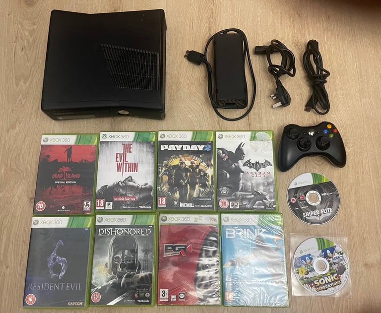 Xbox 360 slim console bundle complete with 10 games - Xmas bargain £59