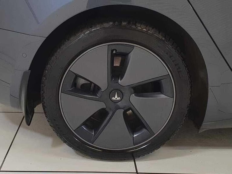 2021 Tesla Model 3 Standard Range Plus Saloon 4dr Electric Auto RWD (241 bhp) SALOON Electric Aut...