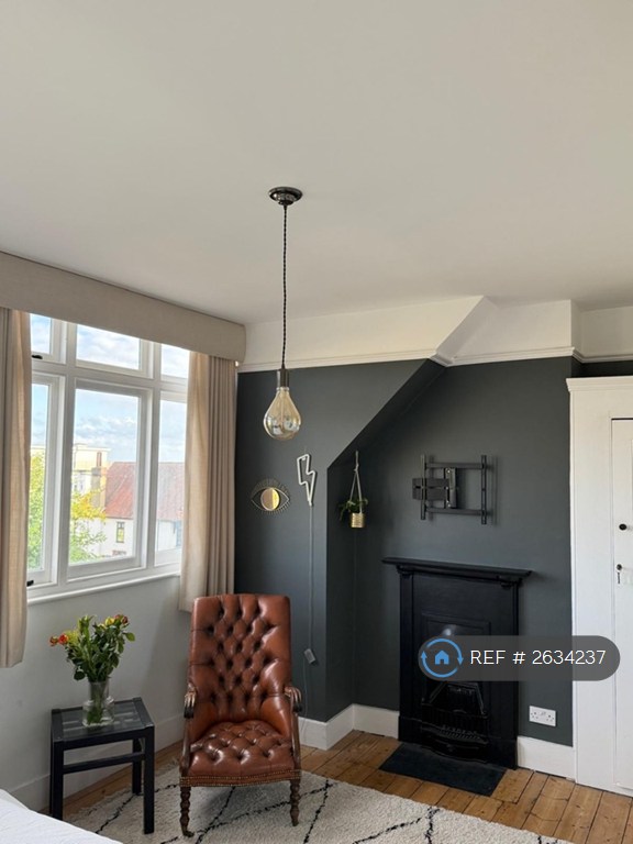 1 bedroom in Ditton Court Road, Westcliff-On-Sea, SS0 (#2634237)