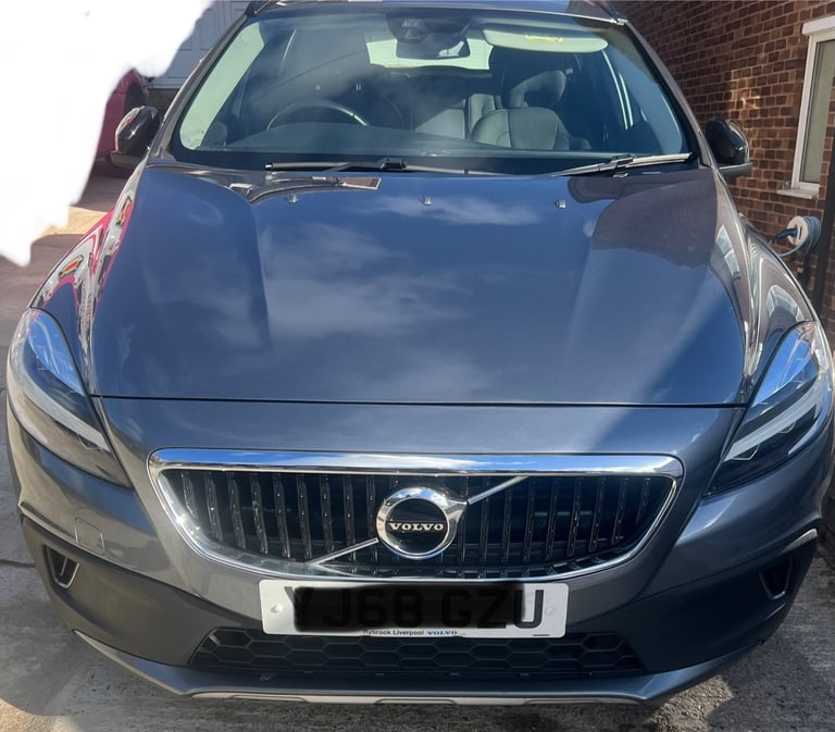 Volvo, V40, Hatchback, 2018, Semi-Auto, 1498 (cc), 5 doors