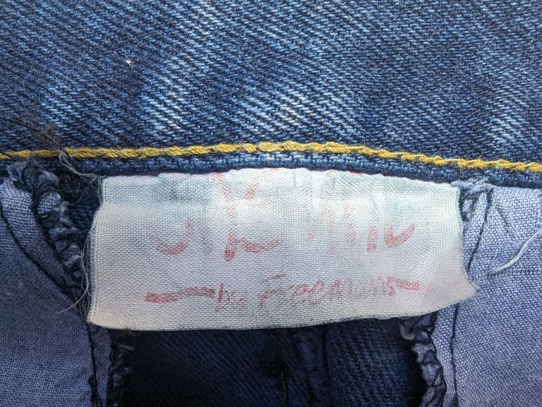 1980's ORIGINAL VINTAGE DENIM SKIRT!