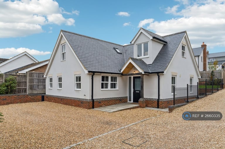 4 bedroom house in High Street, Eggington, Leighton Buzzard, LU7 (4 bed) (#2660335)