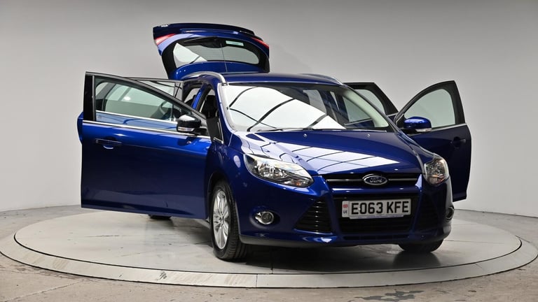 2013 Ford Focus 1.6 Titanium Navigator Powershift Euro 5 5dr ESTATE Petrol Automatic