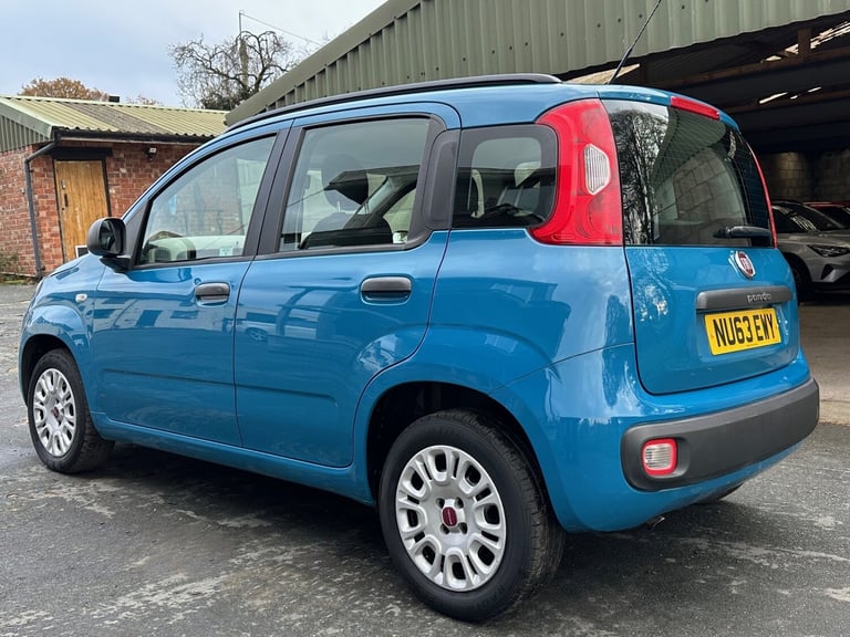 2013 63 Fiat Panda 0.9 TwinAir (85) Easy Automatic 5 Door Sweet Dreams Turquoise