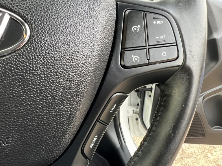 2019 Hyundai i10 1.0 Play 5dr HATCHBACK PETROL Manual