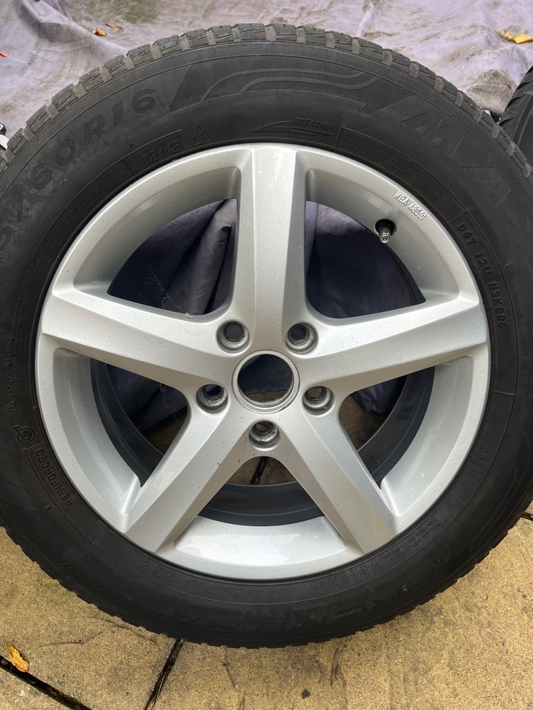 vw caddy 16in alloy  with all season tyres 