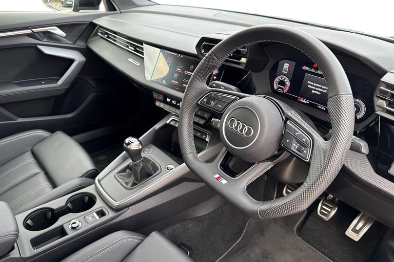 2025 Audi A3 Black Edition 35 TFSI  150 PS 6-speed Saloon PETROL Manual