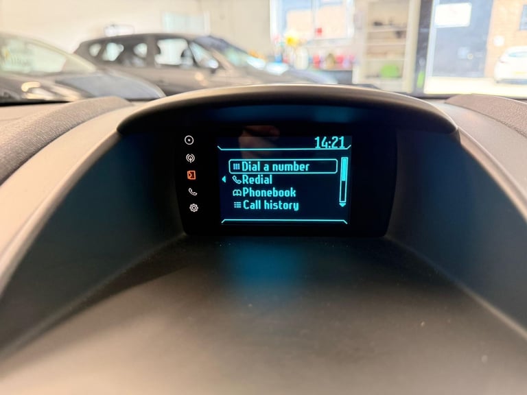 2014 Ford Fiesta 1.0T EcoBoost Zetec Euro 5 (s/s) 5dr HATCHBACK Petrol Manual
