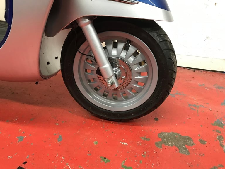 Peugeot Django 125i Scooter