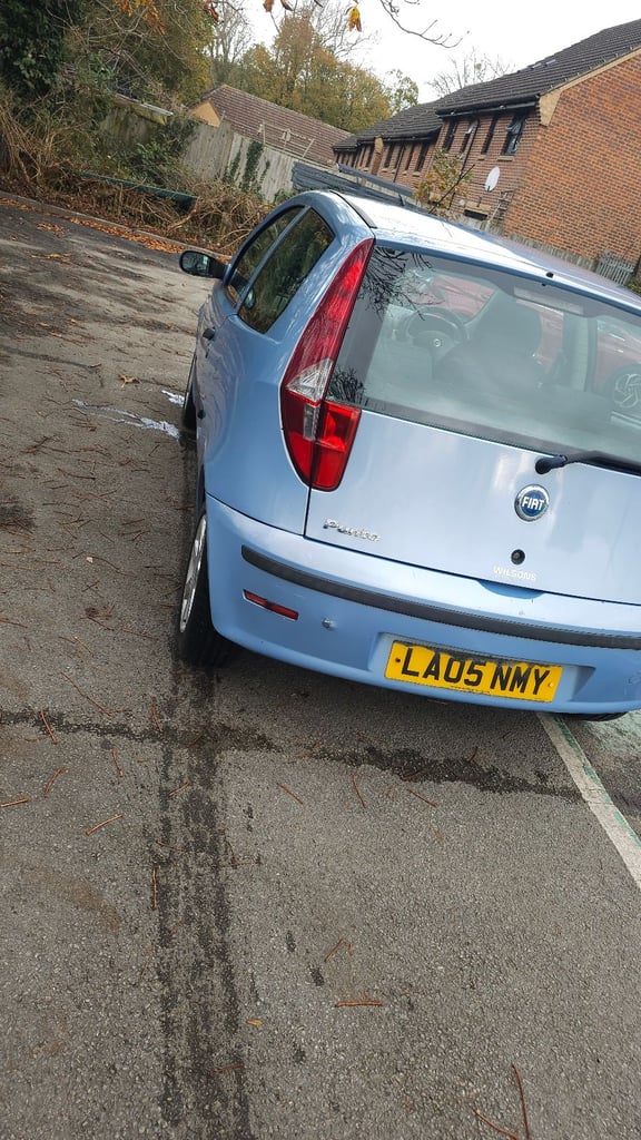 Fiat, PUNTO, Hatchback, 2005, Manual, 1242 (cc), 3 doors