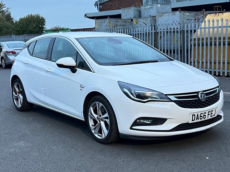 2016 Vauxhall Astra 1.6 CDTi 16V 136 SRi Nav 5dr HATCHBACK Diesel Manual