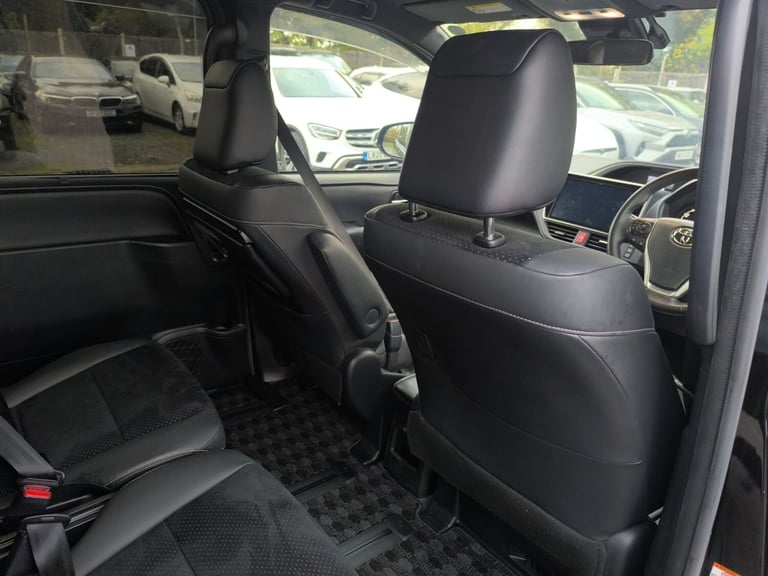 2021 Toyota Voxy 1.8 Hybrid Automatic 7 Seats 5dr ULEZ Free MPV Petrol/Electric Hybrid Automatic