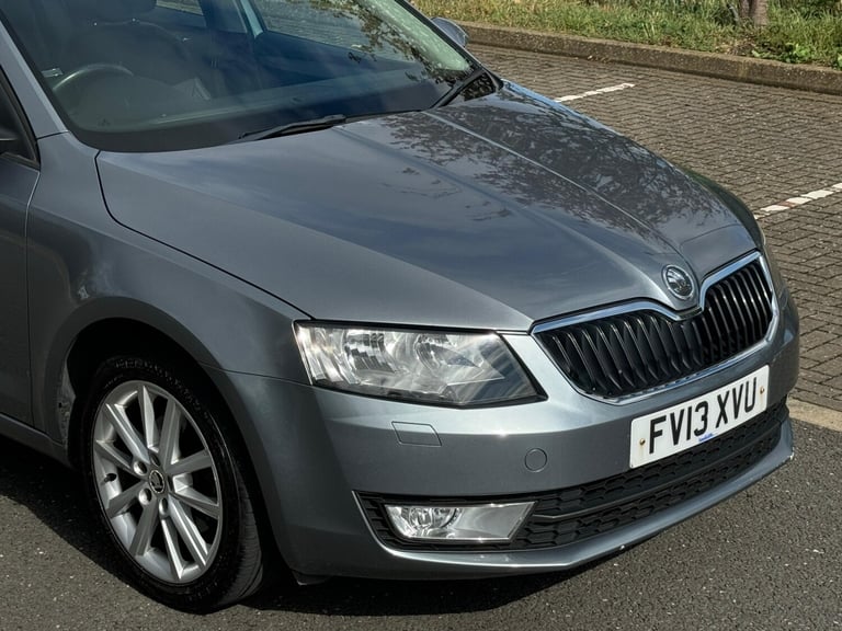 2013 Skoda Octavia 1.6 TDI CR Elegance 5dr DSG HATCHBACK Diesel Automatic