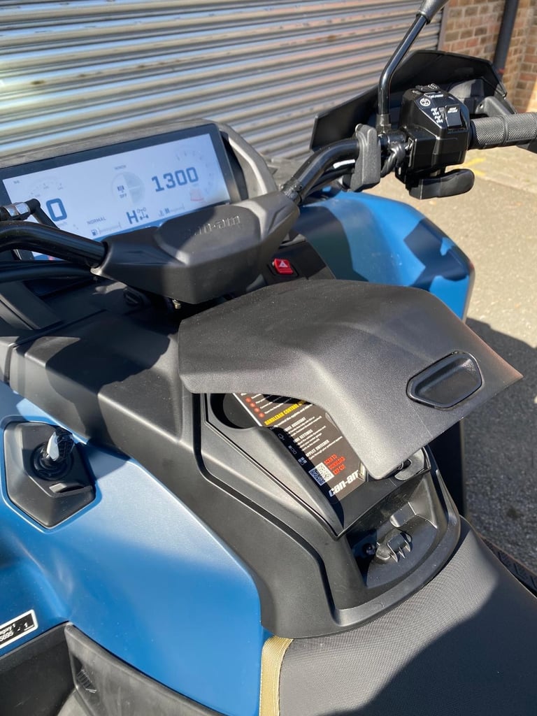 Can-Am Outlander MAX Limited 1000R T ABS