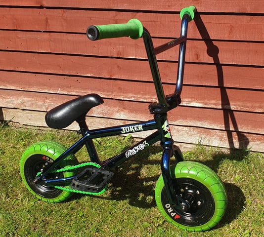 ふうちゃん様ROCKER3 mini BMX スタンド付き　VADER ふうちゃん様ROCKER3 mini BMX スタンド付きVADER