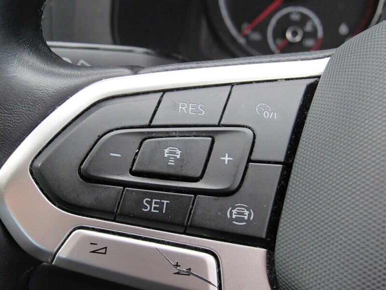 2022 Volkswagen Transporter TDI T28 Highline NO VAT DAY CAMPER VAN WITH HEATER AND SMART BED 2.0 ...