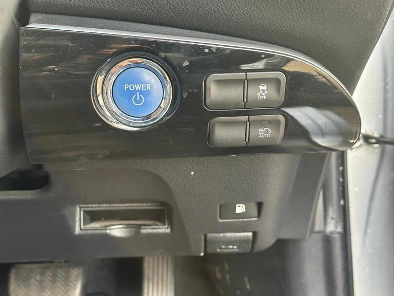 2018 Toyota Prius 1.8 Hybrid Automatic 5dr 5 Seats Hatchback Petrol/Electric Hybrid Automatic