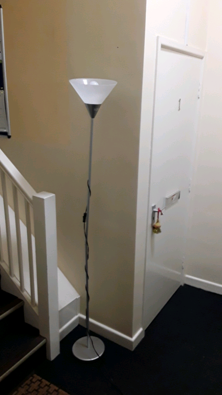 Light stand with Low Energy