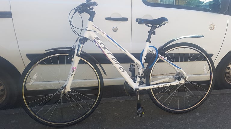 CARRERA FRONT SUSPENSION HYBRID BIKE 18" FRAME HARDLY BEEN USED