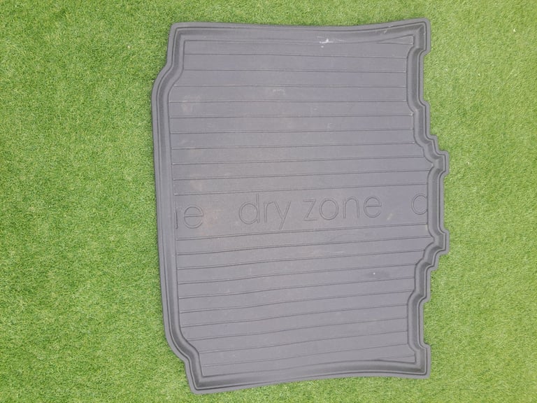 image for Skoda roomster boot liner. 