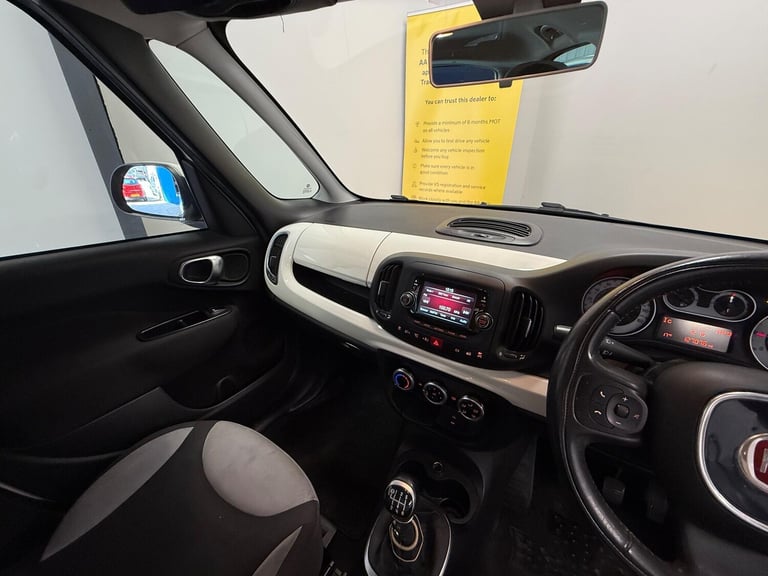 2014 Fiat 500L 1.6 Multijet 105 Pop Star 5dr MPV DIESEL Manual