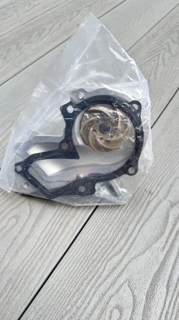 Ford Mondeo Mk4 Focus Mk2 Mk3 Fiesta 1.4 1.6 GTDi Water Pump 1778516