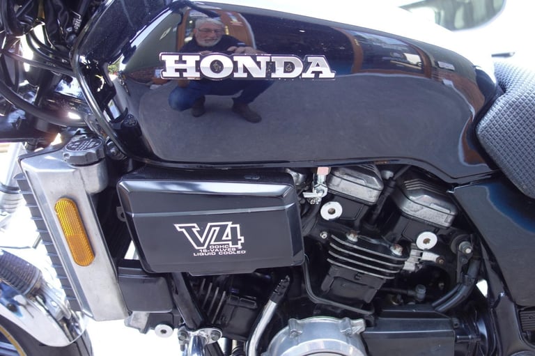 Honda VF 750S Sabre 1983/Y