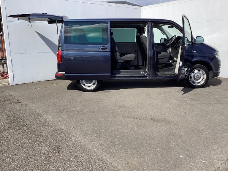 2019 Volkswagen Transporter Shuttle 2.0 TDI BlueMotion Tech S Minibus Double Cab 5dr Diesel Manua...