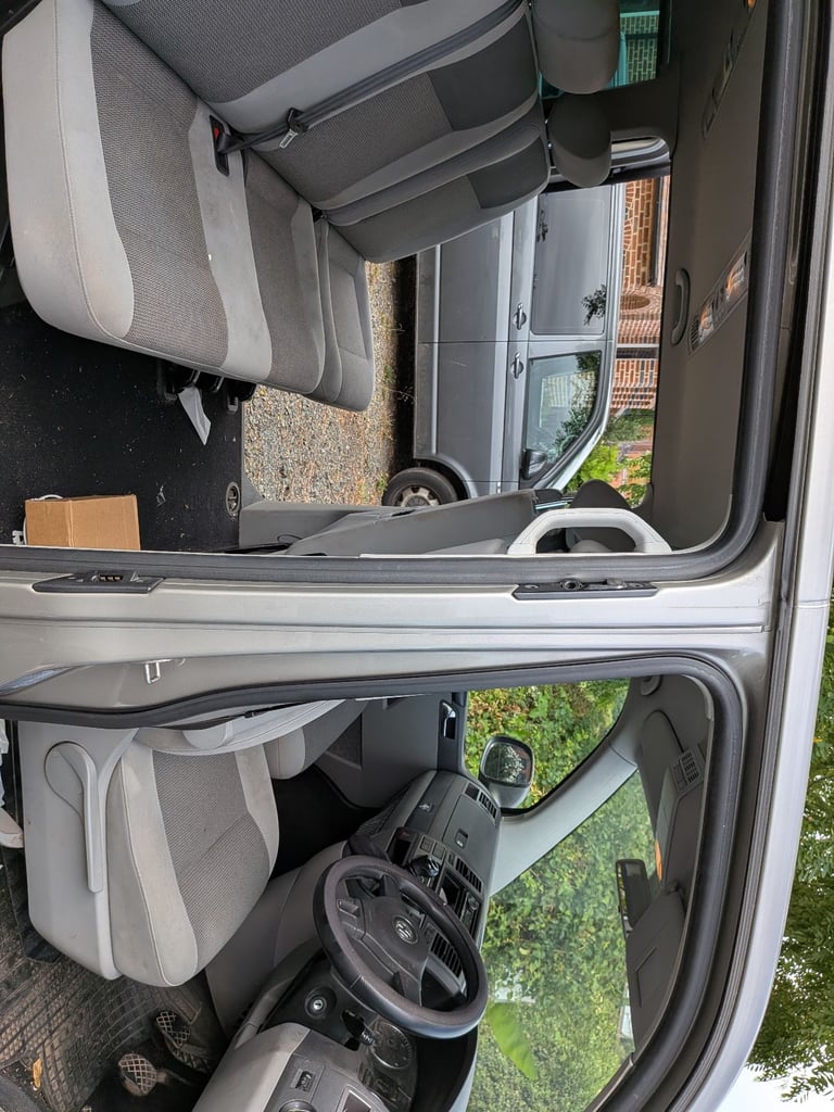 vw transporter shuttle lwb 140bhp 6 speed