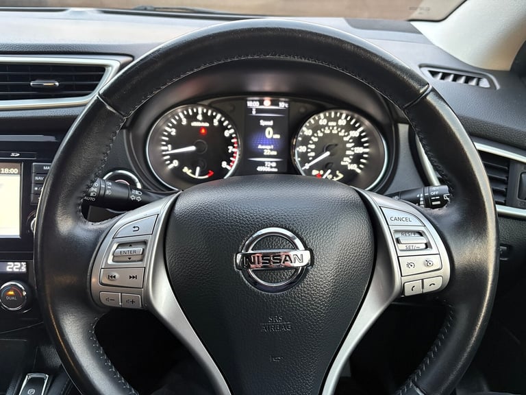 2016 Nissan Qashqai N-Connecta 1.6 DIG-T 163PS Hatchback Petrol Manual
