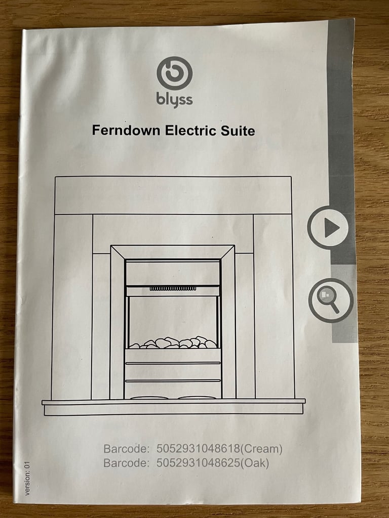 Oak veneer electric fire and surround in very good condition 