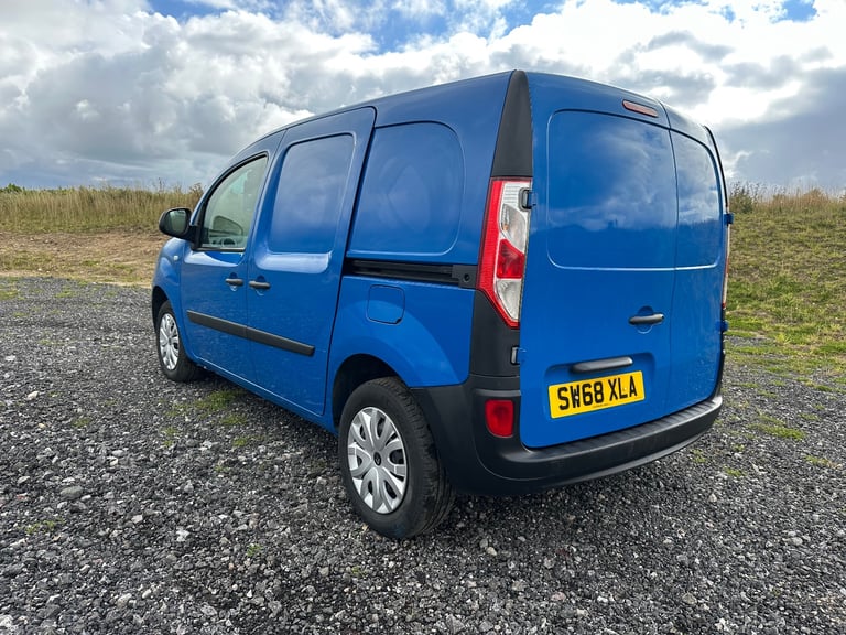 2019 RENUALT Kangoo van 75,000 miles NUMBER UPDATED  