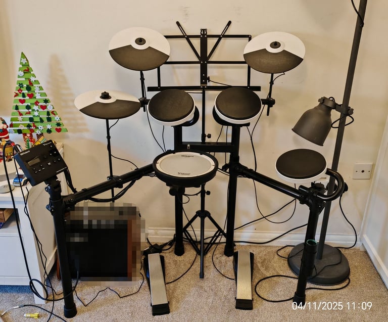 Roland TD02KV V-Drum Electronic Kit