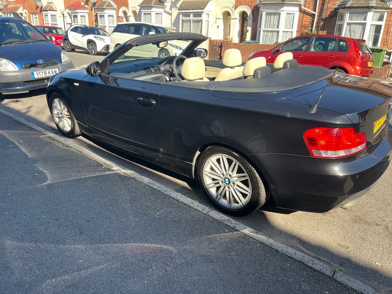 BMW, 1 SERIES, Convertible, 2009, Manual, 1995 (cc), 2 doors