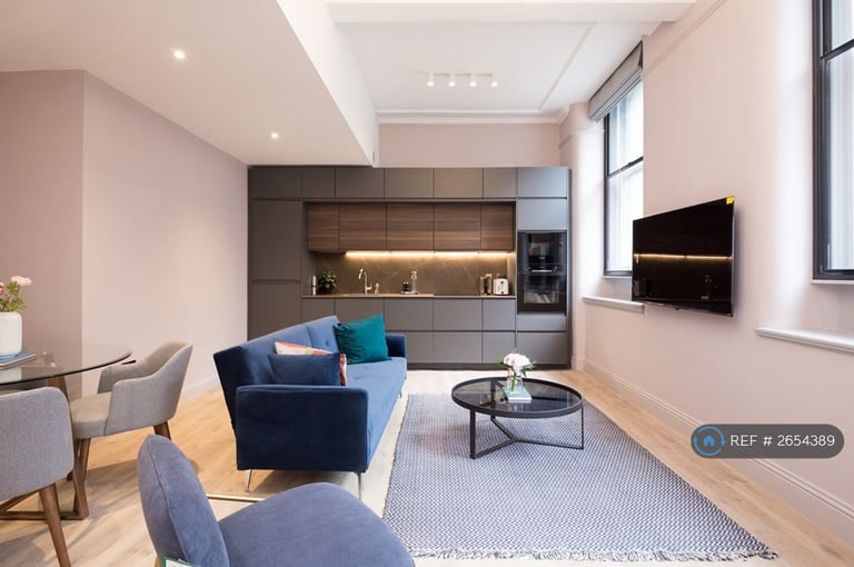 2 bedroom flat in Charlotte Street, Manchester, M1 (2 bed) (#2654389)