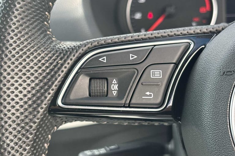 2023 Audi Q2 35 TFSI S Line 5dr SUV PETROL Manual