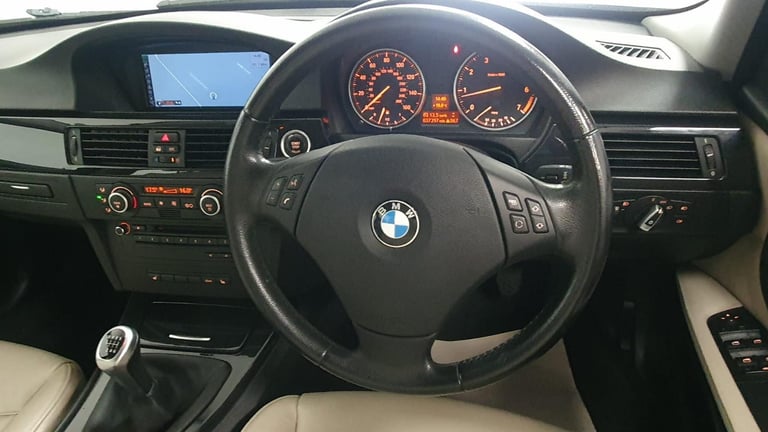 BMW 318i 2.0i SE Business Edition*GENUINE 37,000 MILES*STUNNING EXAMPLE