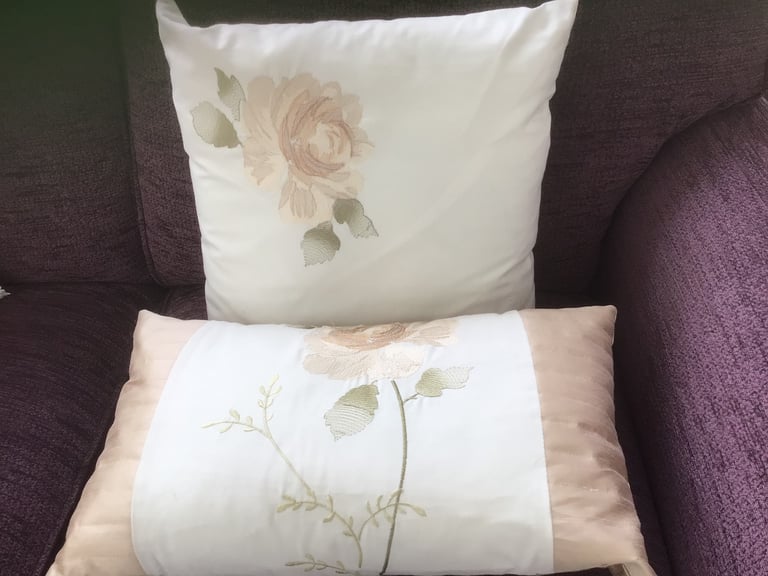 image for 2 Cushions. 