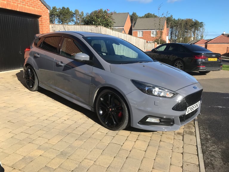 Ford, Focus st-3 2ltr petrol hatchback 2015, 5 door…. not vw 