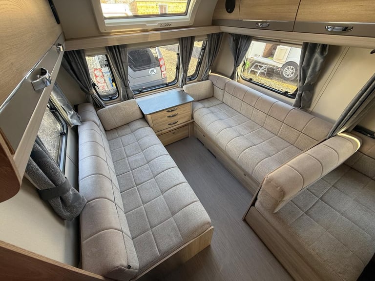 Elddis Avante 866 8ft wide, 6 berth, fixed bed 2019
