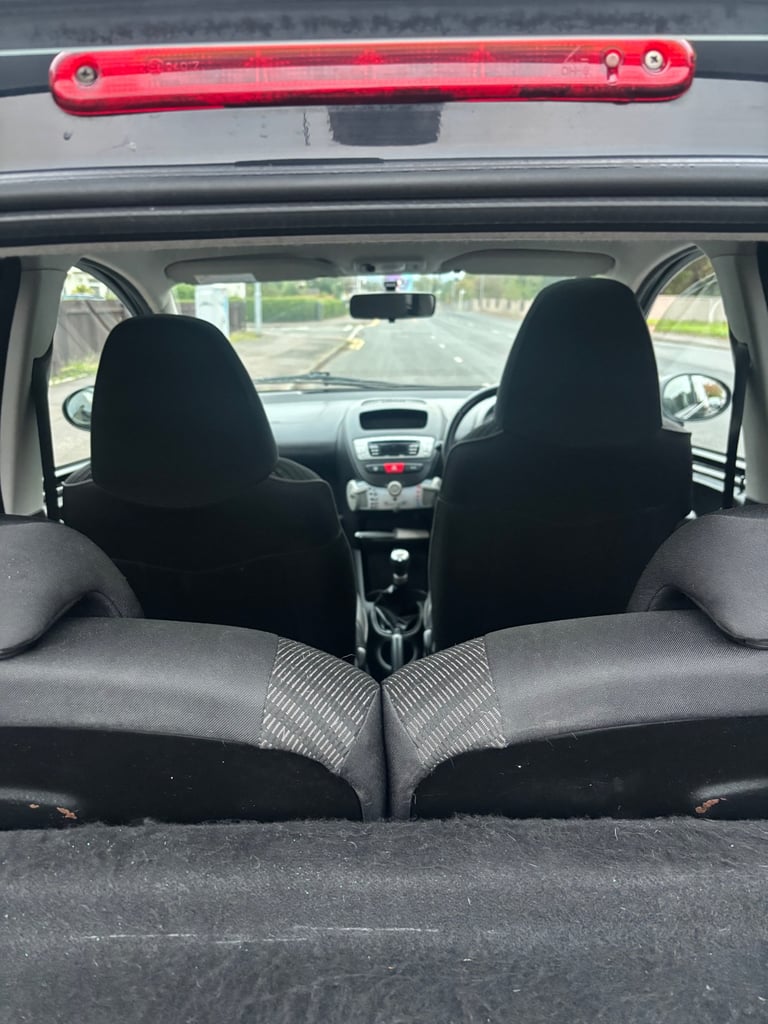 Peugeot, 107, Hatchback, 2013, Manual, 998 (cc), 5 doors