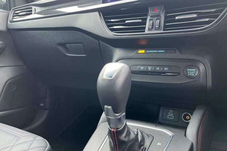 2024 Ford Focus 1.0 EcoBoost Hybrid mHEV 155 ST-Line X 5dr Auto HATCHBACK PETROL Automatic