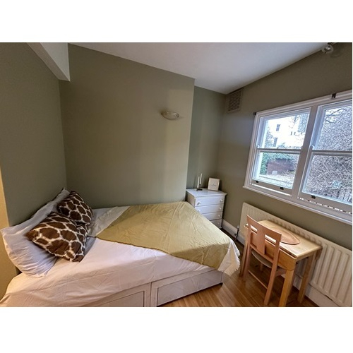 Single SelfContained Studio Flat St Stephens Gardens, Notting Hill, W2