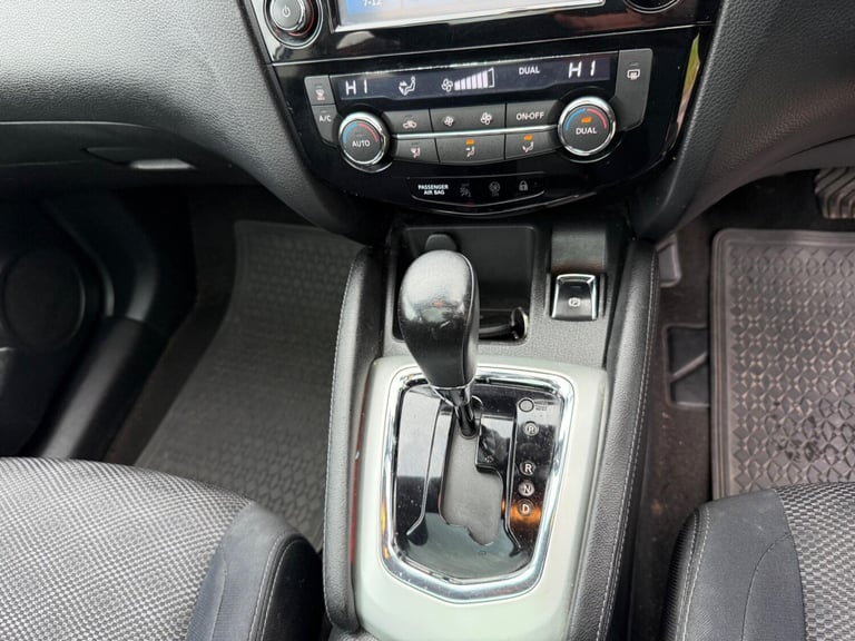 2015 Nissan Qashqai 1.6 dCi n-tec+ XTRON 2WD Euro 6 (s/s) 5dr Diesel