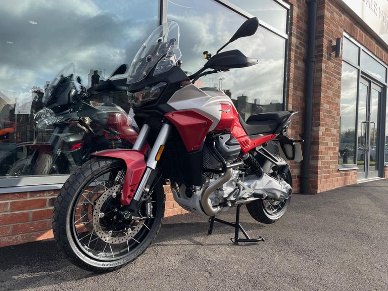 Moto Guzzi Stelvio V100