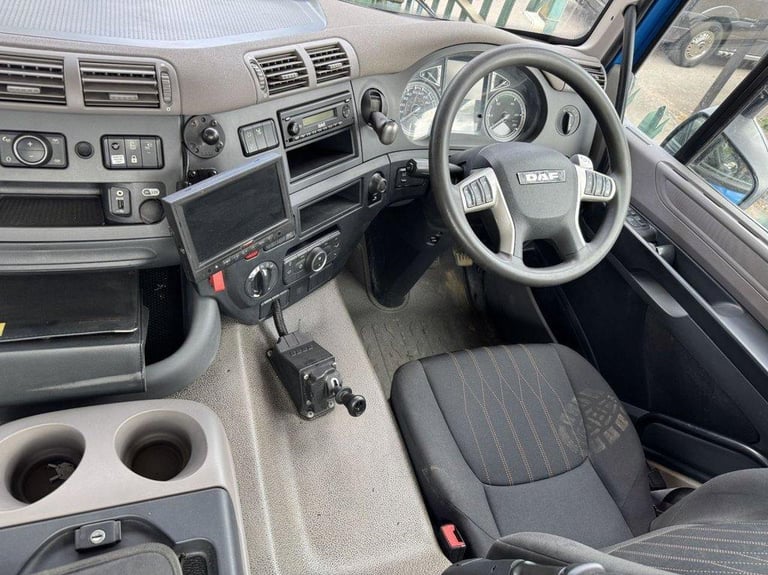 2021 DAF CF-450 8X4 GRAB TIPPER