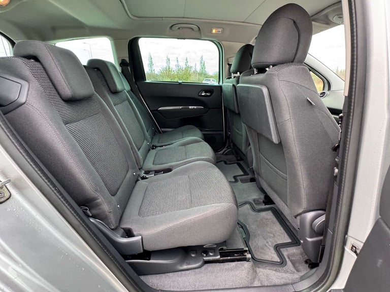 2014 Peugeot 5008 1.6 HDi Allure 5dr MPV DIESEL Manual