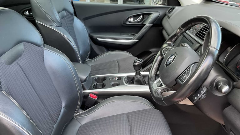 2018 Renault Kadjar 1.6 dCi Signature Nav 5dr Hatchback Diesel Manual