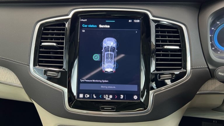2024 Volvo XC90 Plus, B5 AWD Mild hybrid, Petrol, Dark, 7 Seats (Blond Leather, BLIS) Estate Petr...