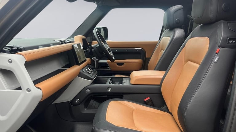 2022 Land Rover Defender 3.0 D250 X-Dynamic HSE 90 3dr Auto ESTATE DIESEL Automatic